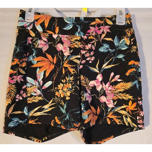 Torrid Womens Plus Size 0 0X Bike Shorts Biker Stretch Floral Pattern workout - Picture 1 of 2